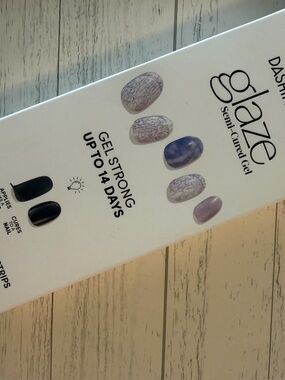DASHING GLaze Semi-Cured Gel Nail Strips - GAM22 Night Sky